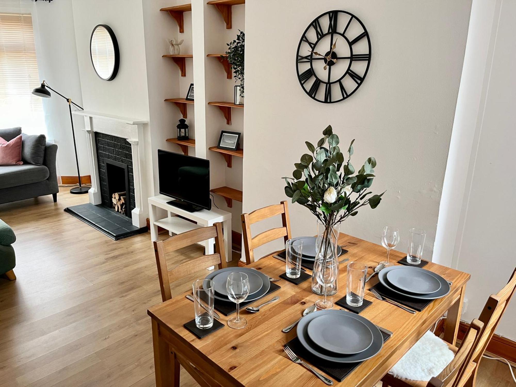 فيلا Edinburgh Street Townhouse بلفاست المظهر الخارجي الصورة