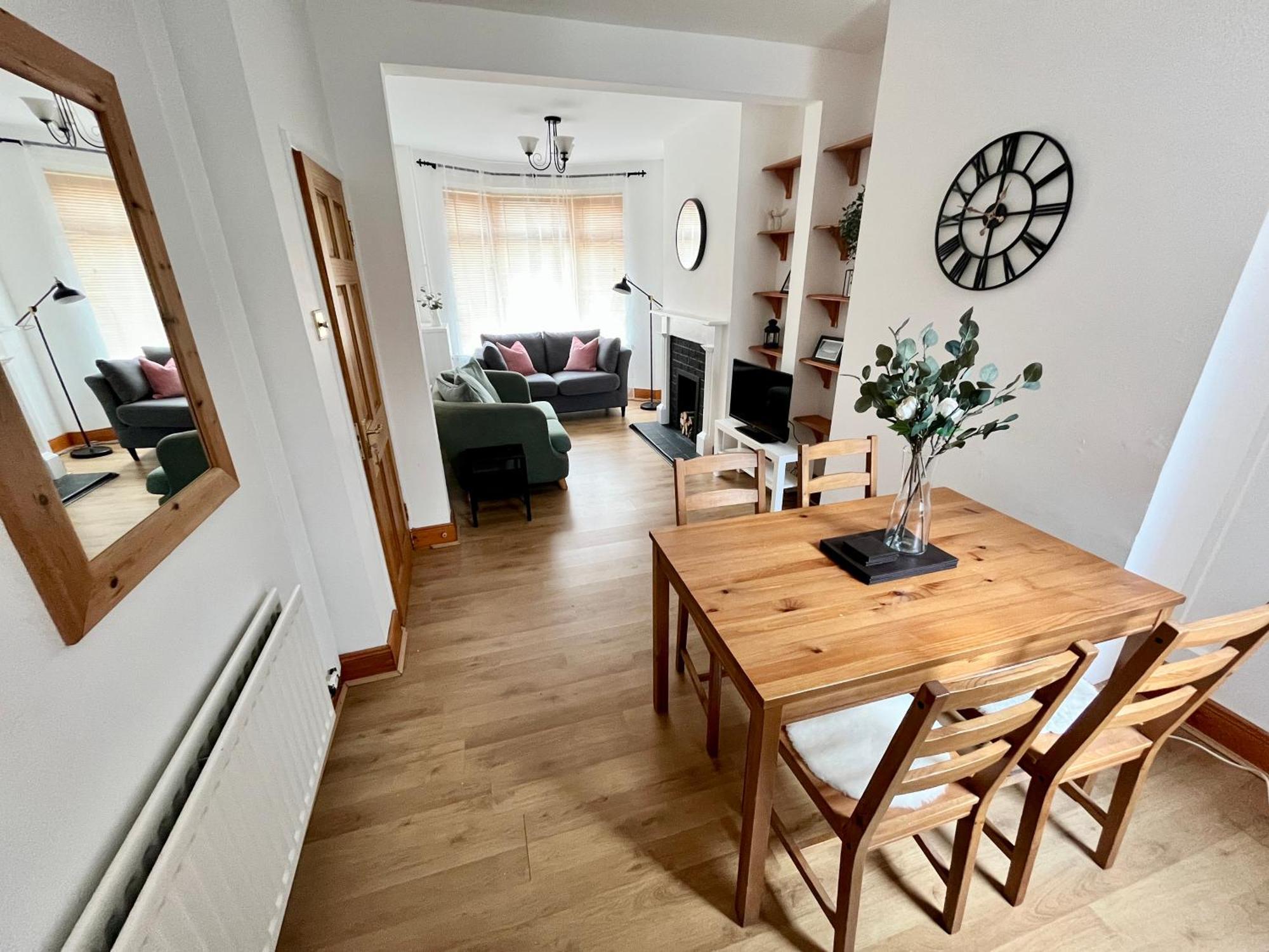 فيلا Edinburgh Street Townhouse بلفاست المظهر الخارجي الصورة